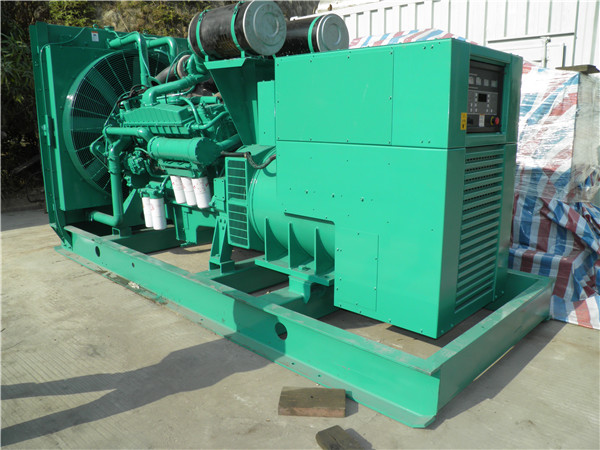 滨江发电车出租-柴油发电机散热器怎样散热
