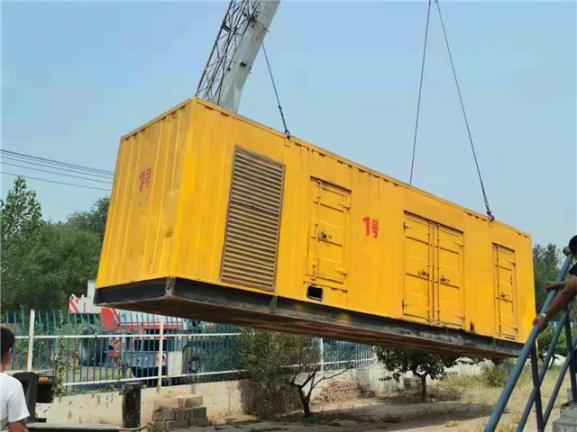 滨江300KW柴油发电机组油耗是多少？
