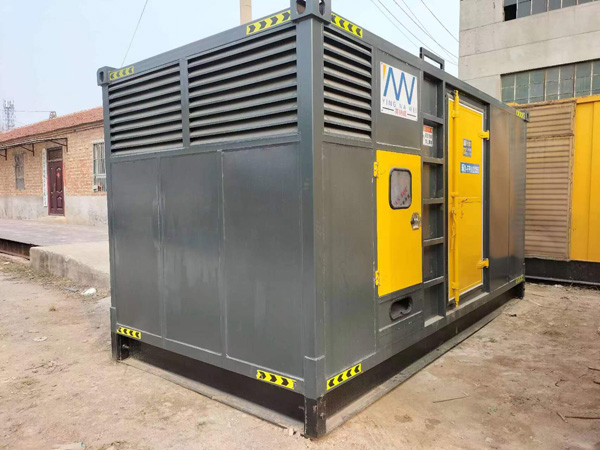 滨江进行柴油发电机组电瓶性能测试时，有哪些注意事项？