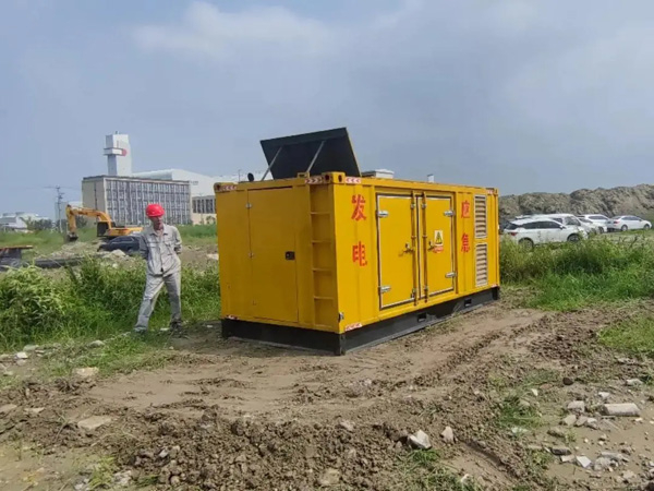 滨江冬季低温环境下，发电机组启动电瓶的容量需求是否会增加？