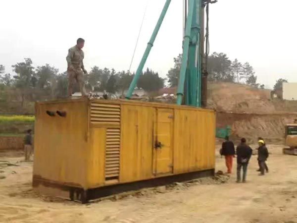 滨江如何判断水冷式机油散热器密封件是否需要更换？